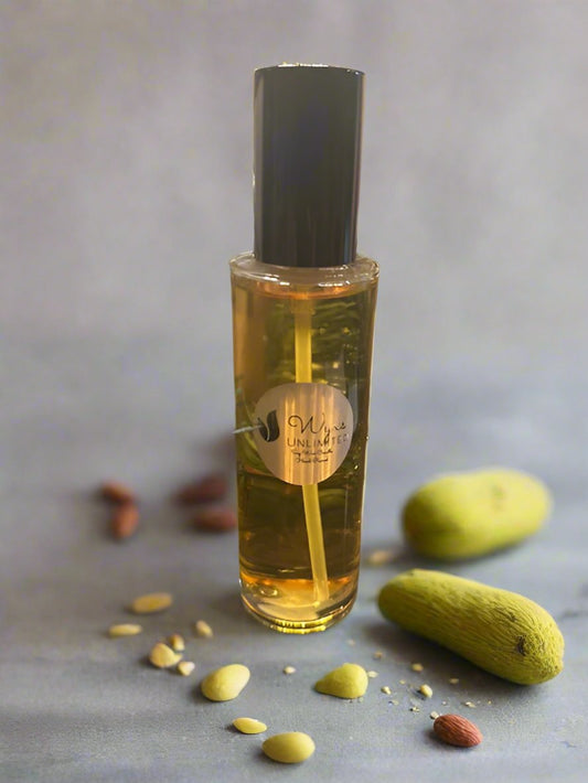 Pistachio Kulfi & Whipped Saffron Room Spray (3.4 oz.)